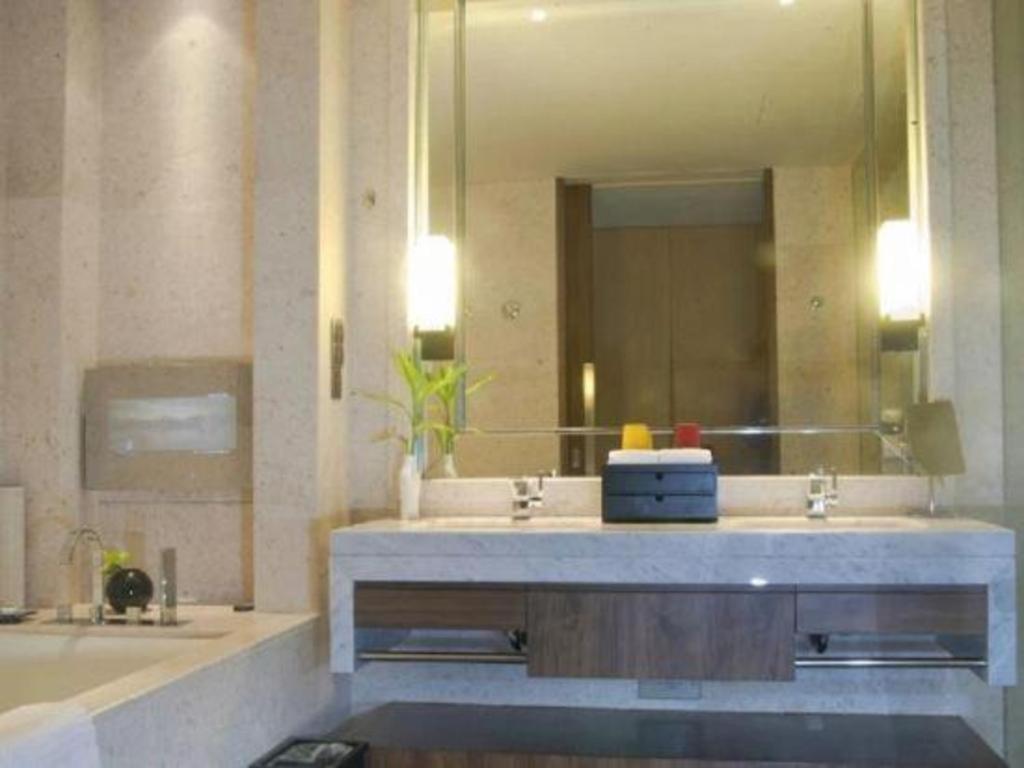 Eadry Royal Garden Hotel Haikou Haikou  Bagian luar foto